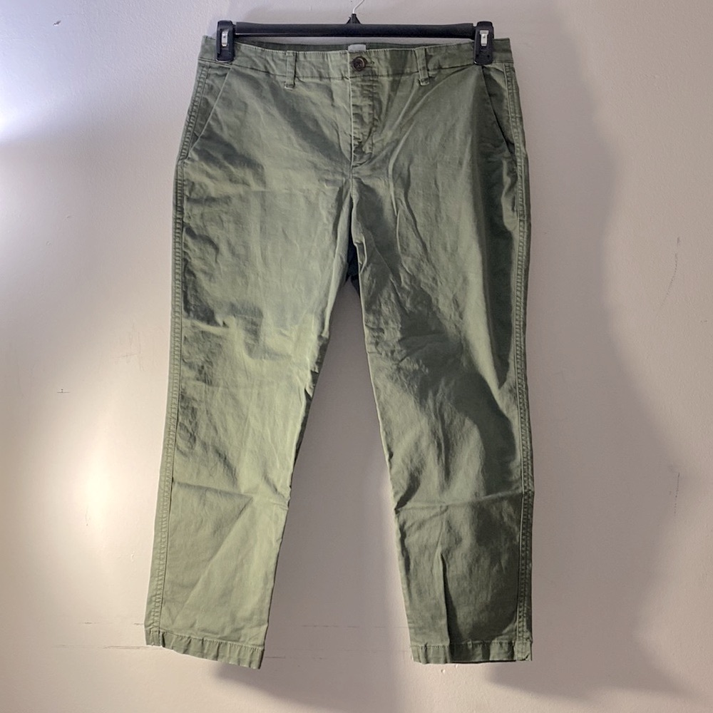 GAP | Girlfriend Khaki Pants